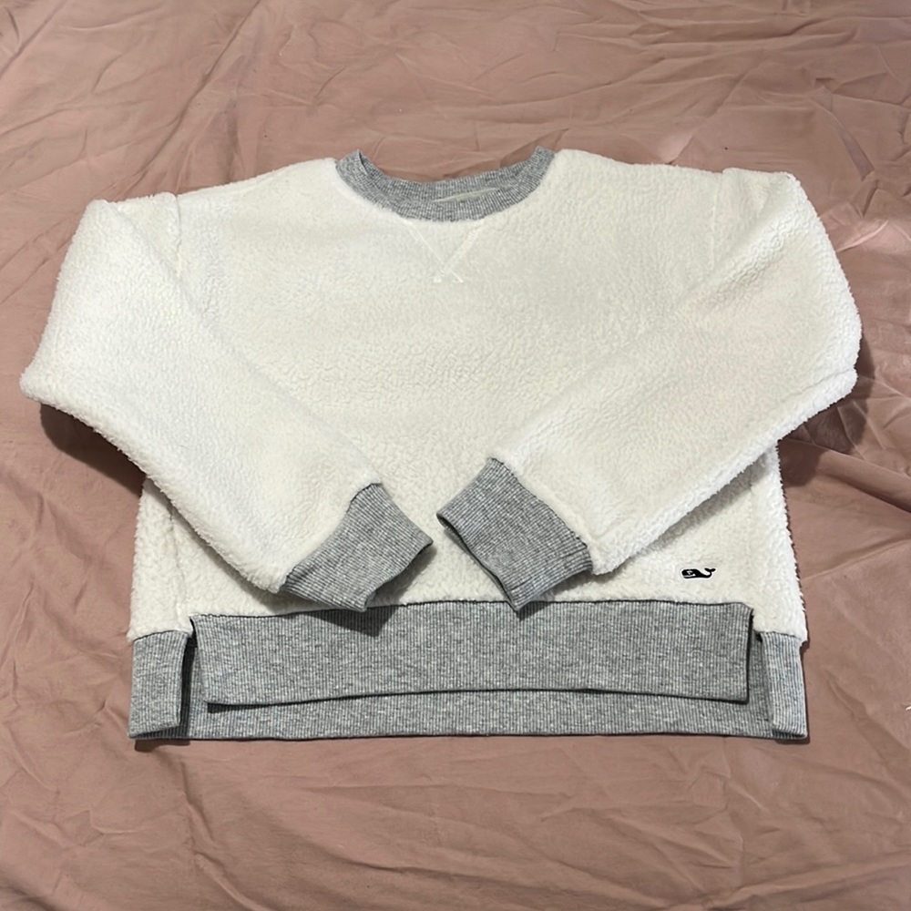 Vineyard vines fuzzy crew neck